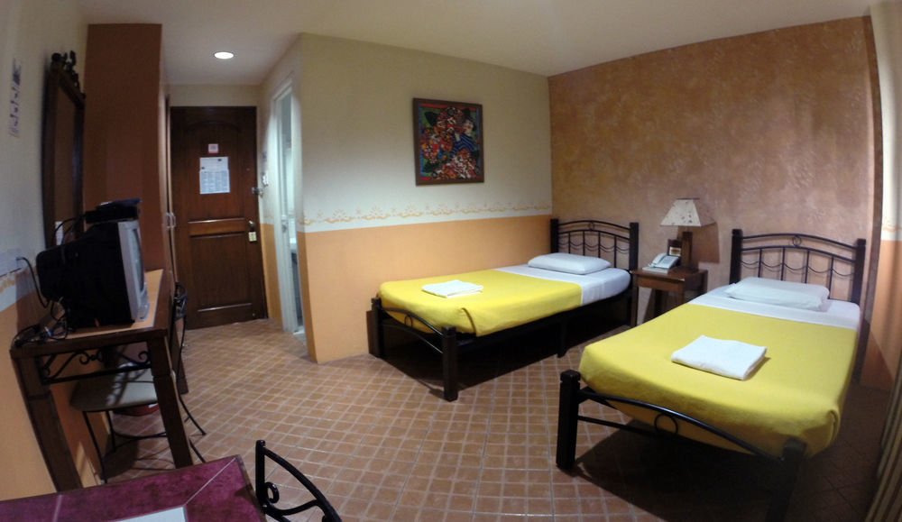 The Mayflower Inn Cebu Zewnętrze zdjęcie